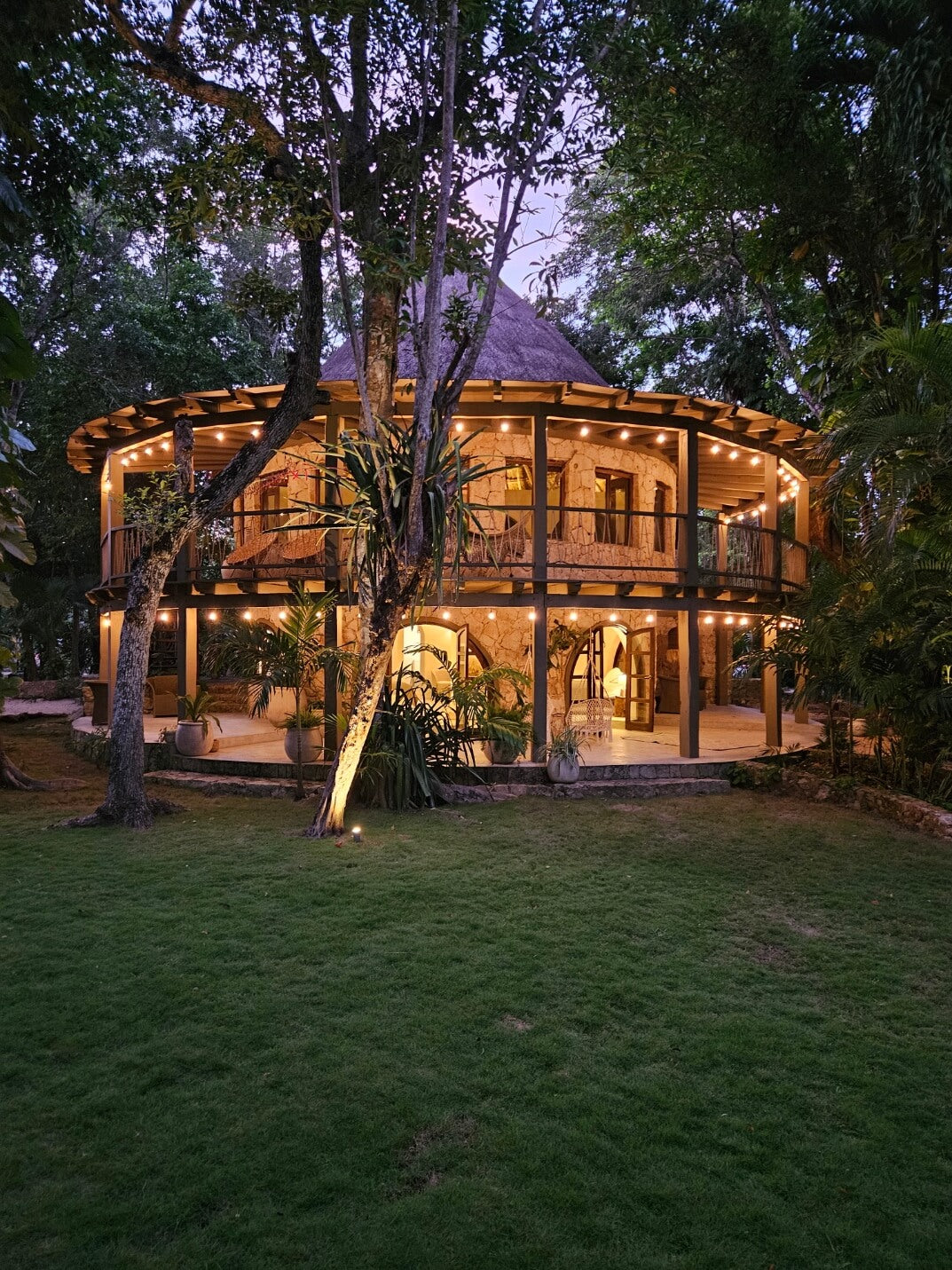 Private Deluxe - RETREAT